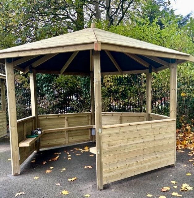 Last year you asked for some more spaces to sit outside and we are delighted to announce that our 4 new outdoor shelters have been fitted over half term. Please look after them and enjoy them!
#HollyLodgeLife #ExpectToAchieve