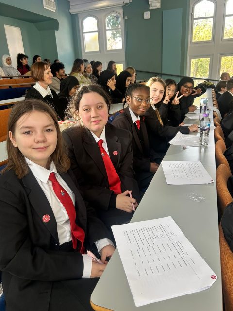 On Tuesday, some of our KS3 students were lucky to attend the launch of DebateMate! They represented themselves brilliantly and we look forward to another year of high level debating and networking in the North West. Well done everyone!
#HollyLodgeLife #ExpectToAchieve
