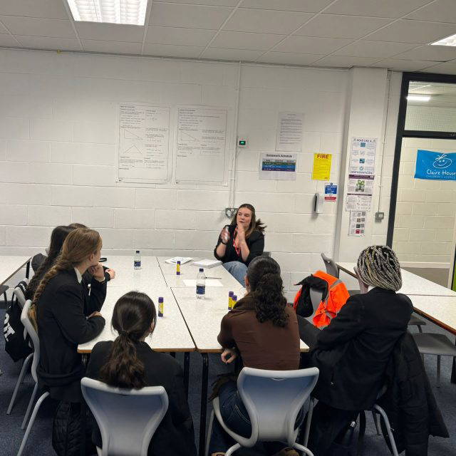 Last Friday we were lucky to be joined by former pupil Lucy Fox who met with our student leadership team. She is a fundraiser for the Roy Castle Lung Cancer Foundation and are working to organise a charity day in Holly Lodge. Watch this space! Thank you so much for coming in. 🫶🏻✨
#HollyLodgeAlumni #Fundraising
#HollyLodgeLife #ExpectToAchieve