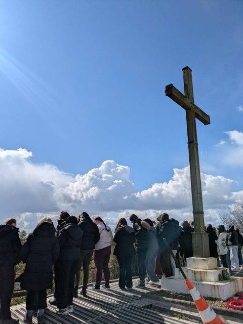Our Battlefields group have made it safely to their first accommodation! Today has been a jam-packed day which started with an early ferry crossing, a visit to the Lochnagar Crater, Thiepval Memorial, Ulster Tower and finishing at the Beaumont Hamel Memorial Park. We can’t wait for more updates! 
#HollyLodgeLife #ExpectToAchieve